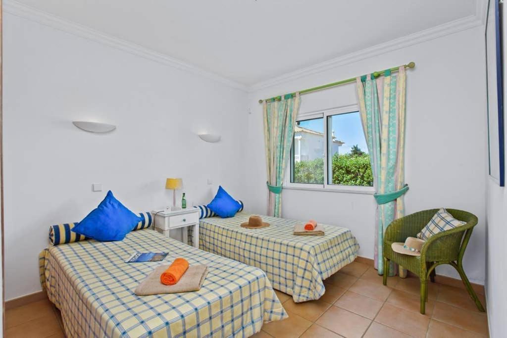 Villa White Sands - Private Oasis, Heated Pool, Beaches & Strip Nearby البوفيرا المظهر الخارجي الصورة