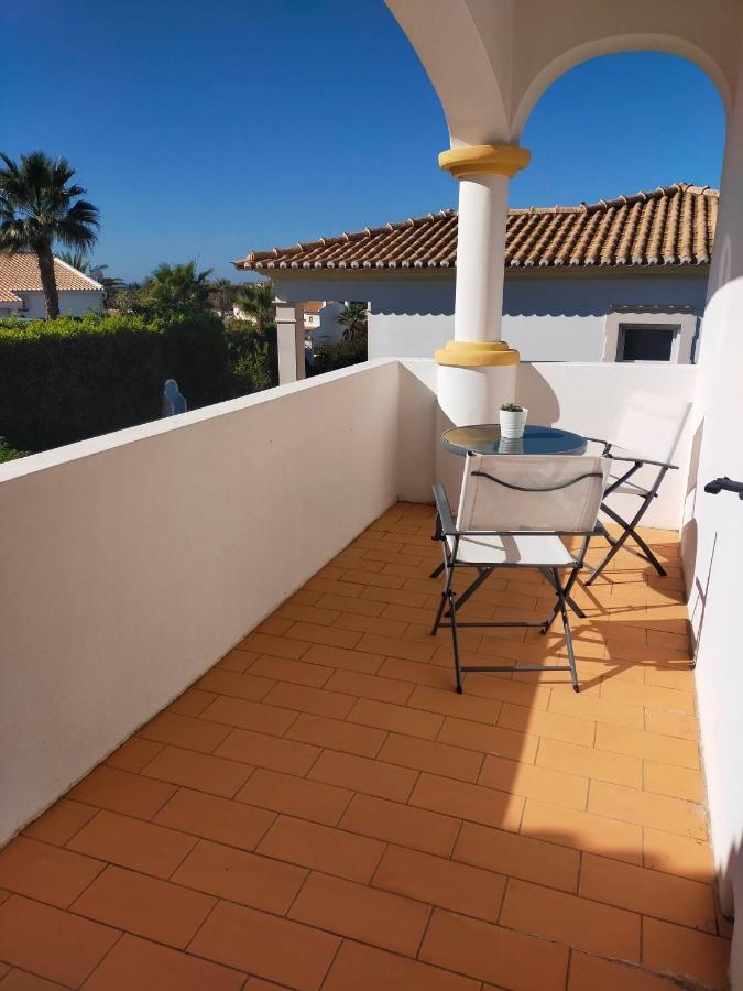Villa White Sands - Private Oasis, Heated Pool, Beaches & Strip Nearby البوفيرا المظهر الخارجي الصورة
